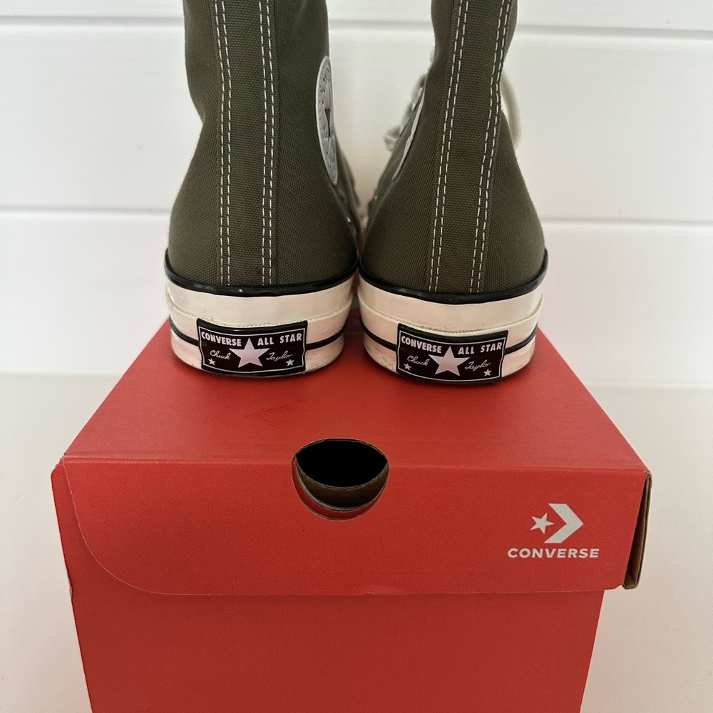 Chuck 70 Vintage Canvas High-Top
Color: Utility/Egret/Black
Size: Women's 9 - Picture 2 of 8